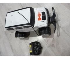 Радиоуправляемый джип Hummer белый