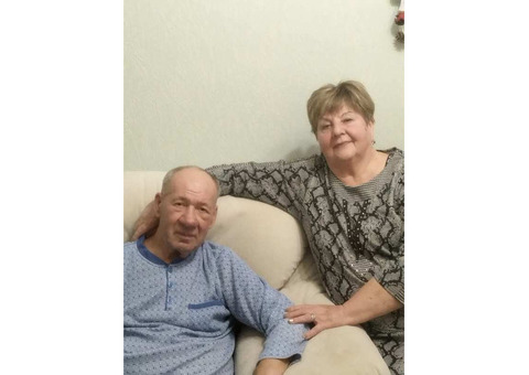 Помічниця по дому літній парі