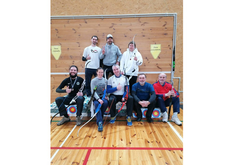 Куди піти з друзями в Києві? Стрільба з лука в клубі “Лучник”