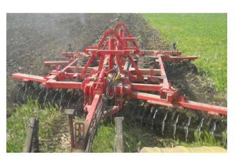 Трал комбайн Ивано-Франковск,посев,дисковка,вспашка земли услуги,глубокорыхление,трактор негабарит.