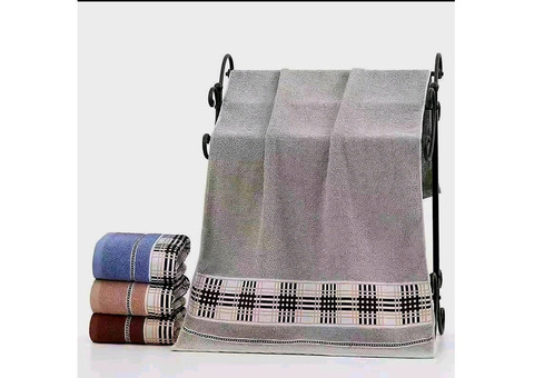 Рушники, пледи, покривала в асортименті