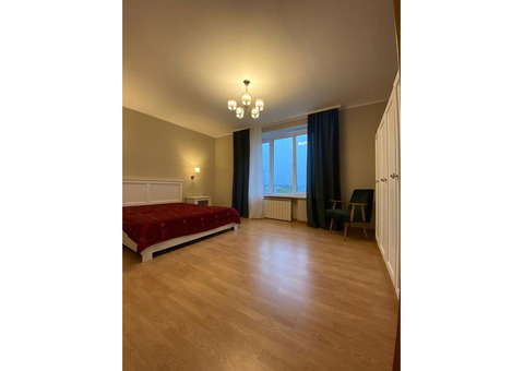 Сдам 2-х из. кв. м. Научная, ул. Авиационная 1.