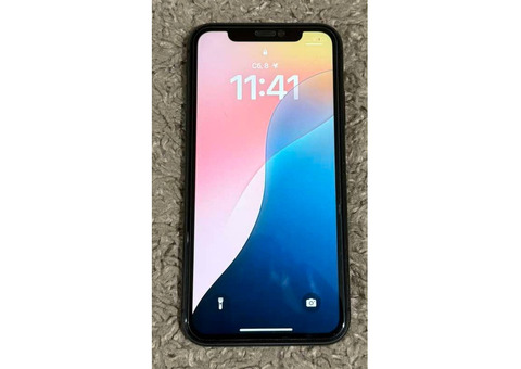 Продається  iPhone 11
