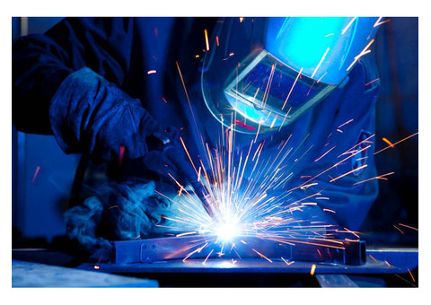 Требуется СВАРЩИК в г. Харьков