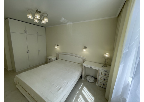 Оренда сучасної квартири з видом на фонтан у ЖК Варшавський