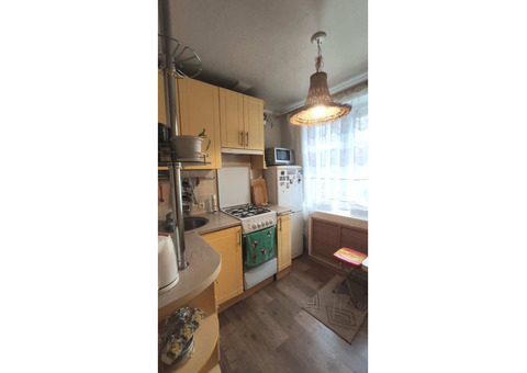 Продам 2-кімн. сталінку, Центр, Держпром, 4/5